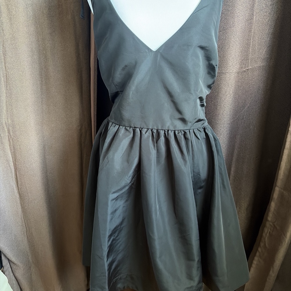 Old Navy Black V-Neck Mini Dress